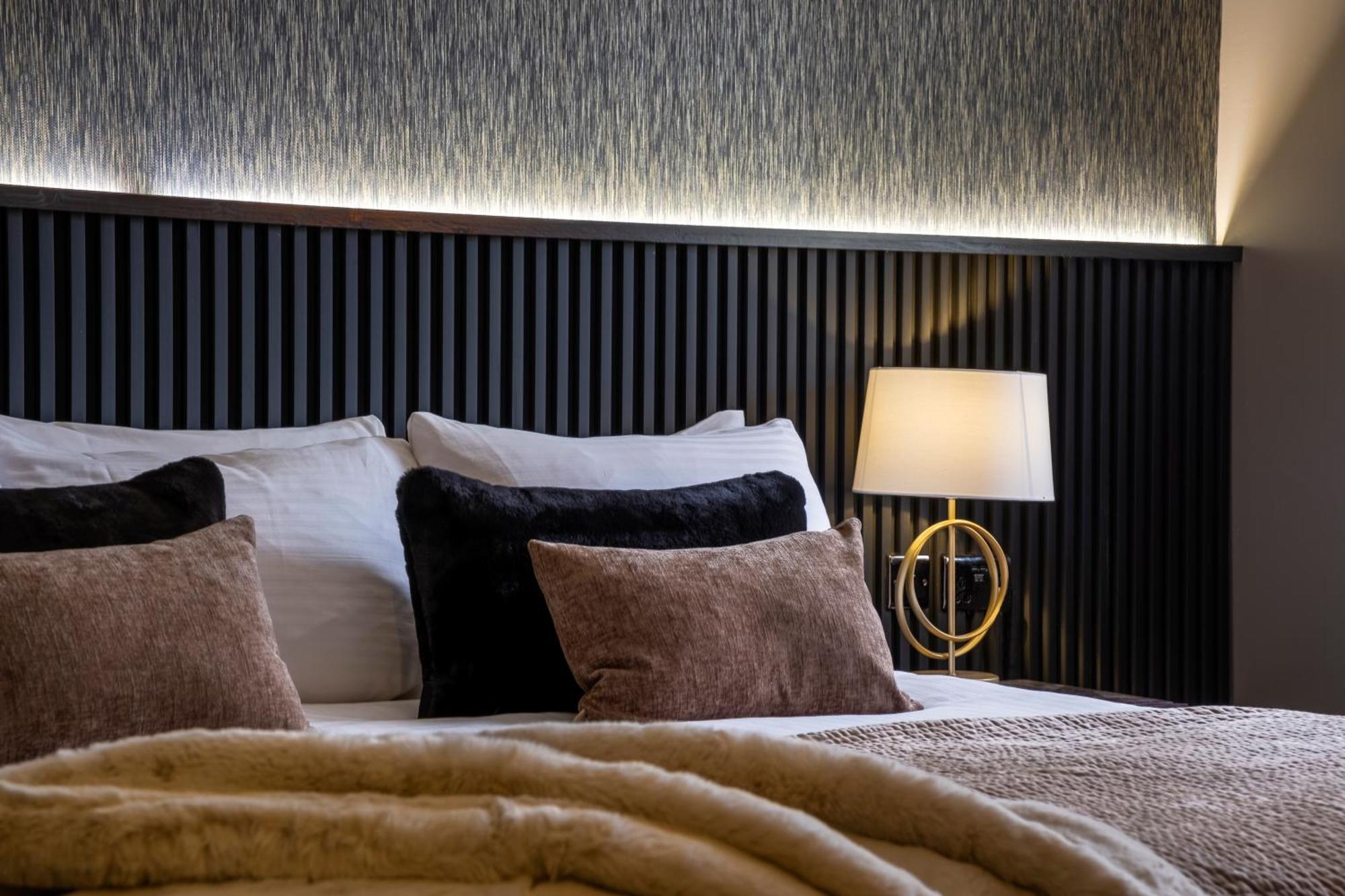 Derwent Manor Boutique Hotel 4*